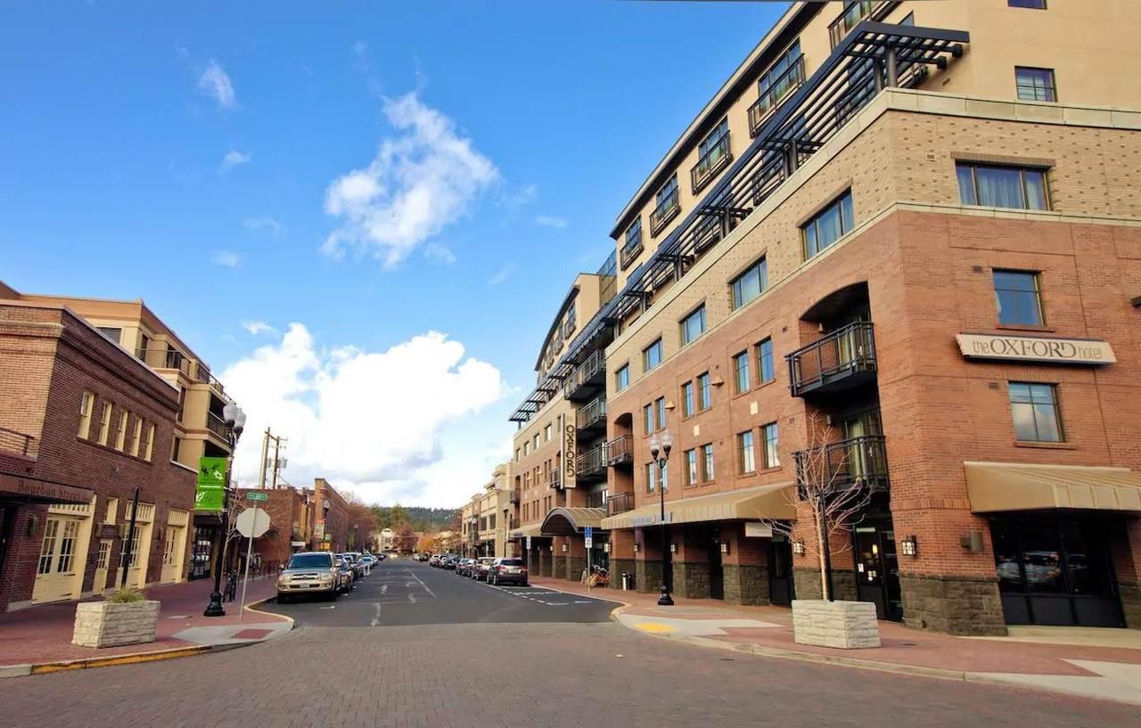 Oxford Hotel Bend Dış mekan fotoğraf