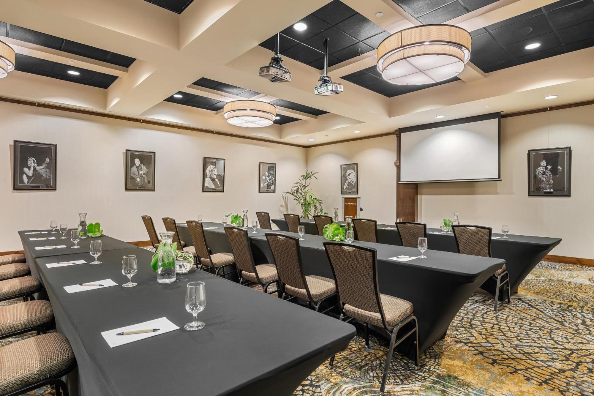 Oxford Hotel Bend Dış mekan fotoğraf