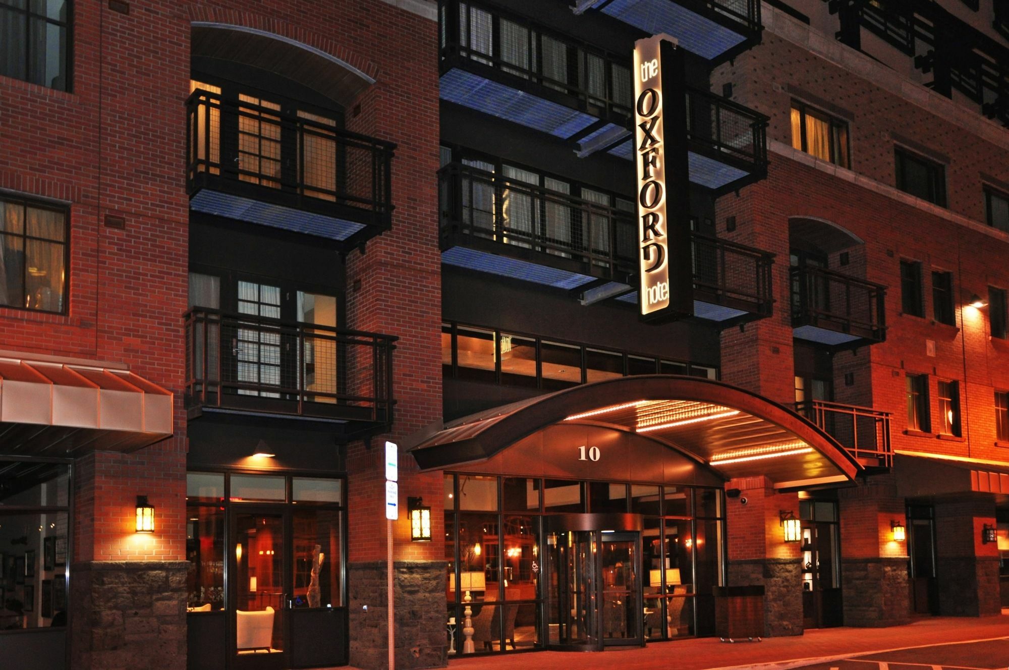 Oxford Hotel Bend Dış mekan fotoğraf